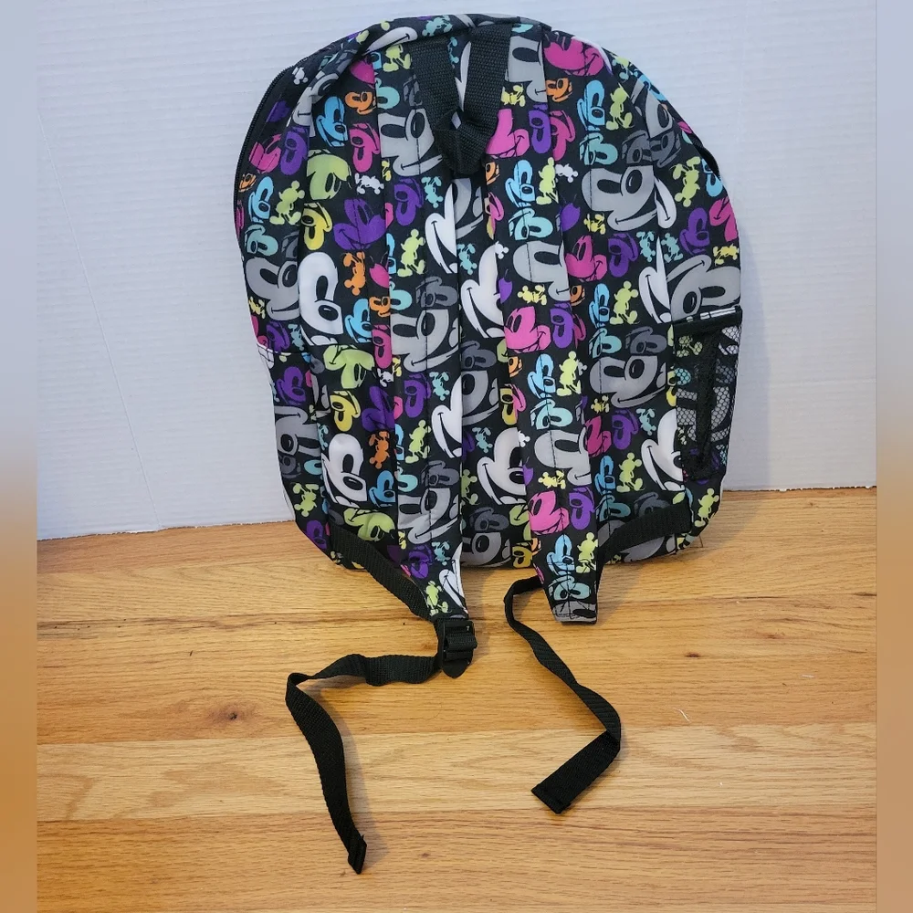 Disney park item